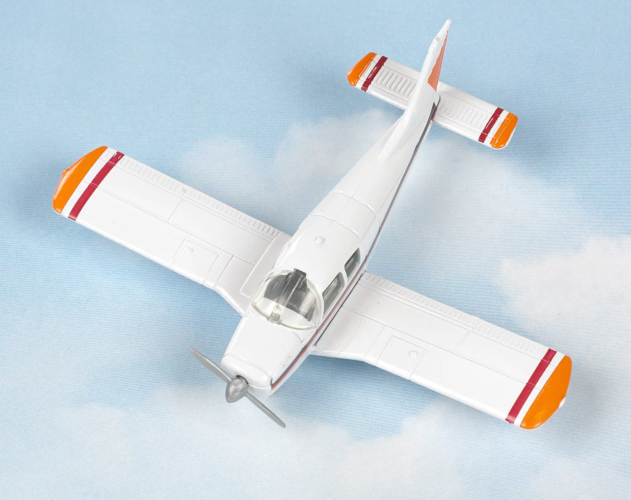 Piper Cherokee Hot Wing